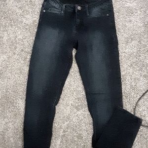No Boundaries Skinny Jeans Size 5
